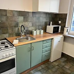 Ohmyhome - Chmielna Apartamento